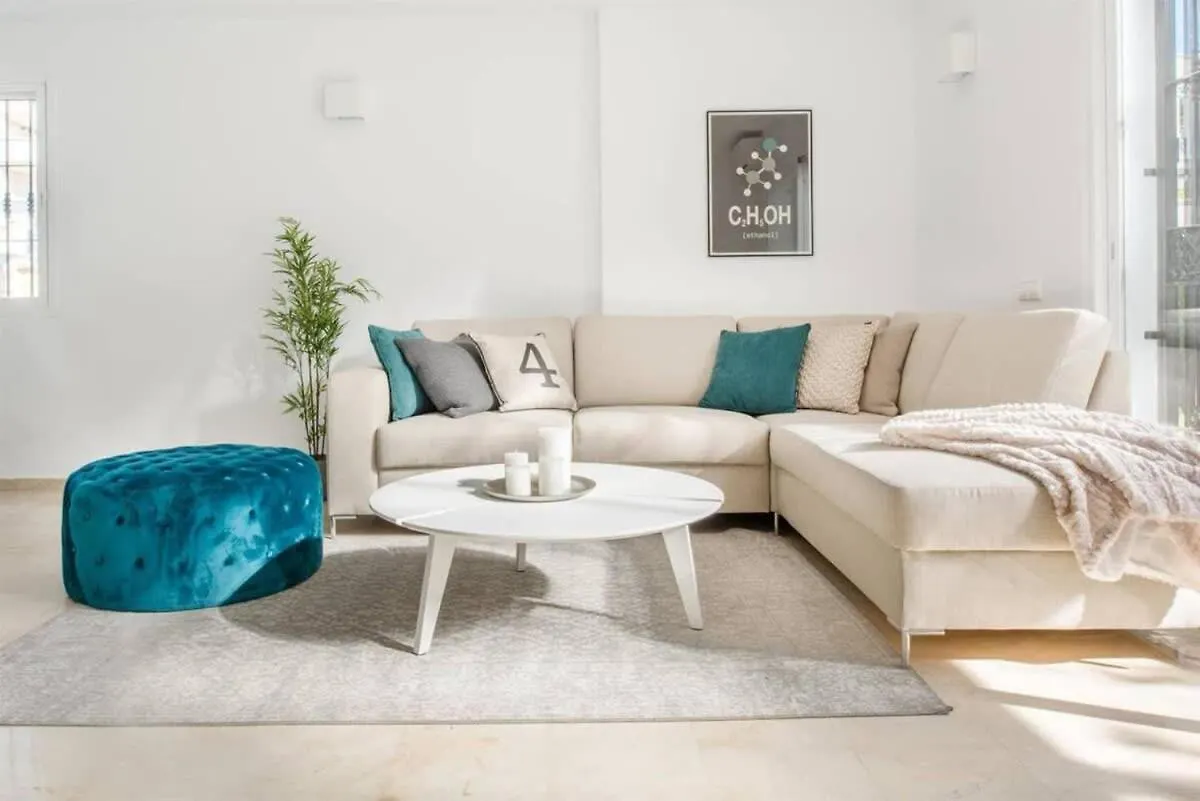 Puerto Banus Swim Spa Real Paddle Club Sisu Hotel 마르베야 스페인